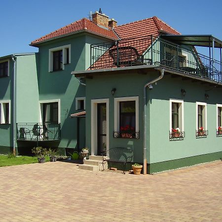 Penzion Vecerka Ледніце Екстер'єр фото